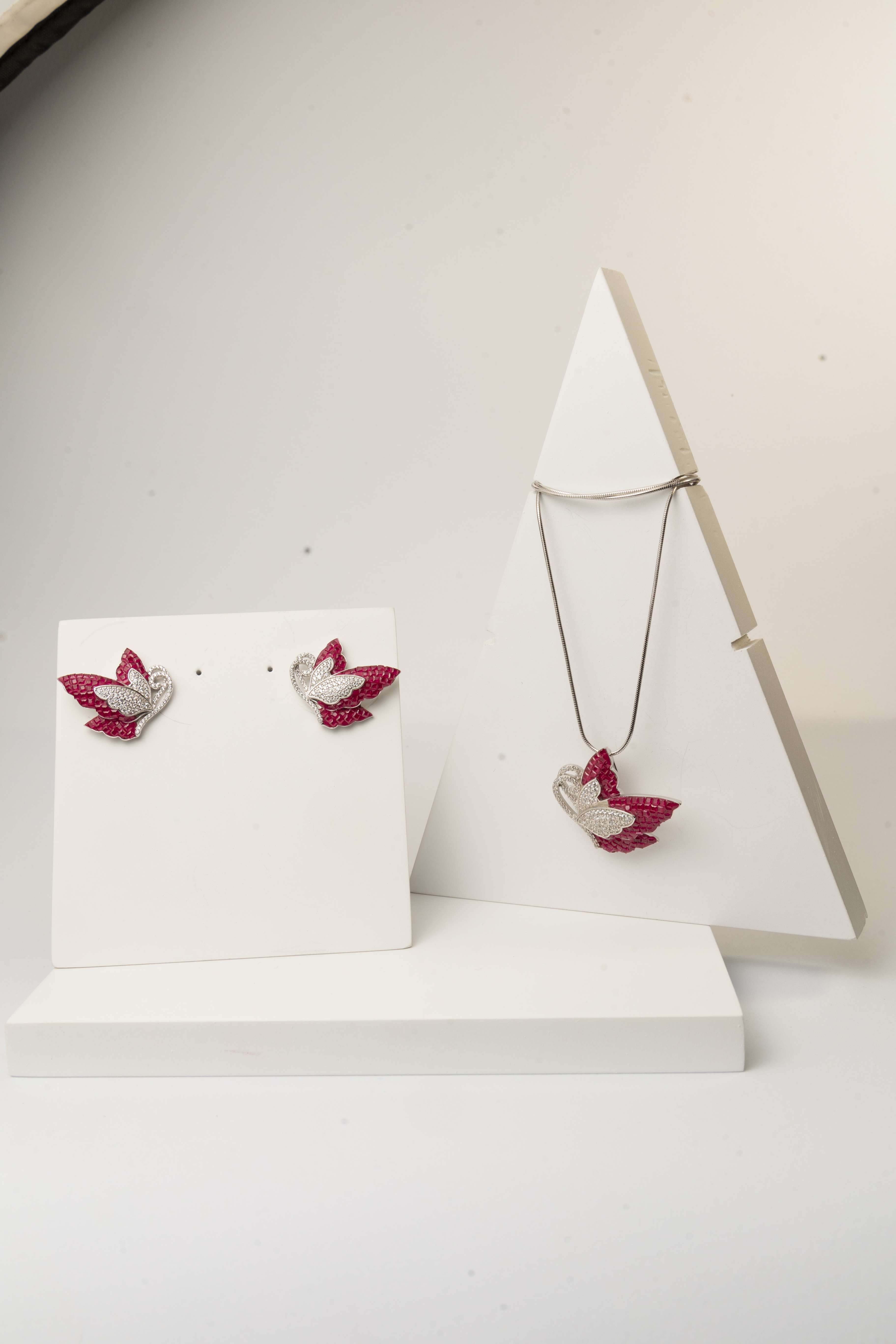 SCARLET PENDENT SET-0