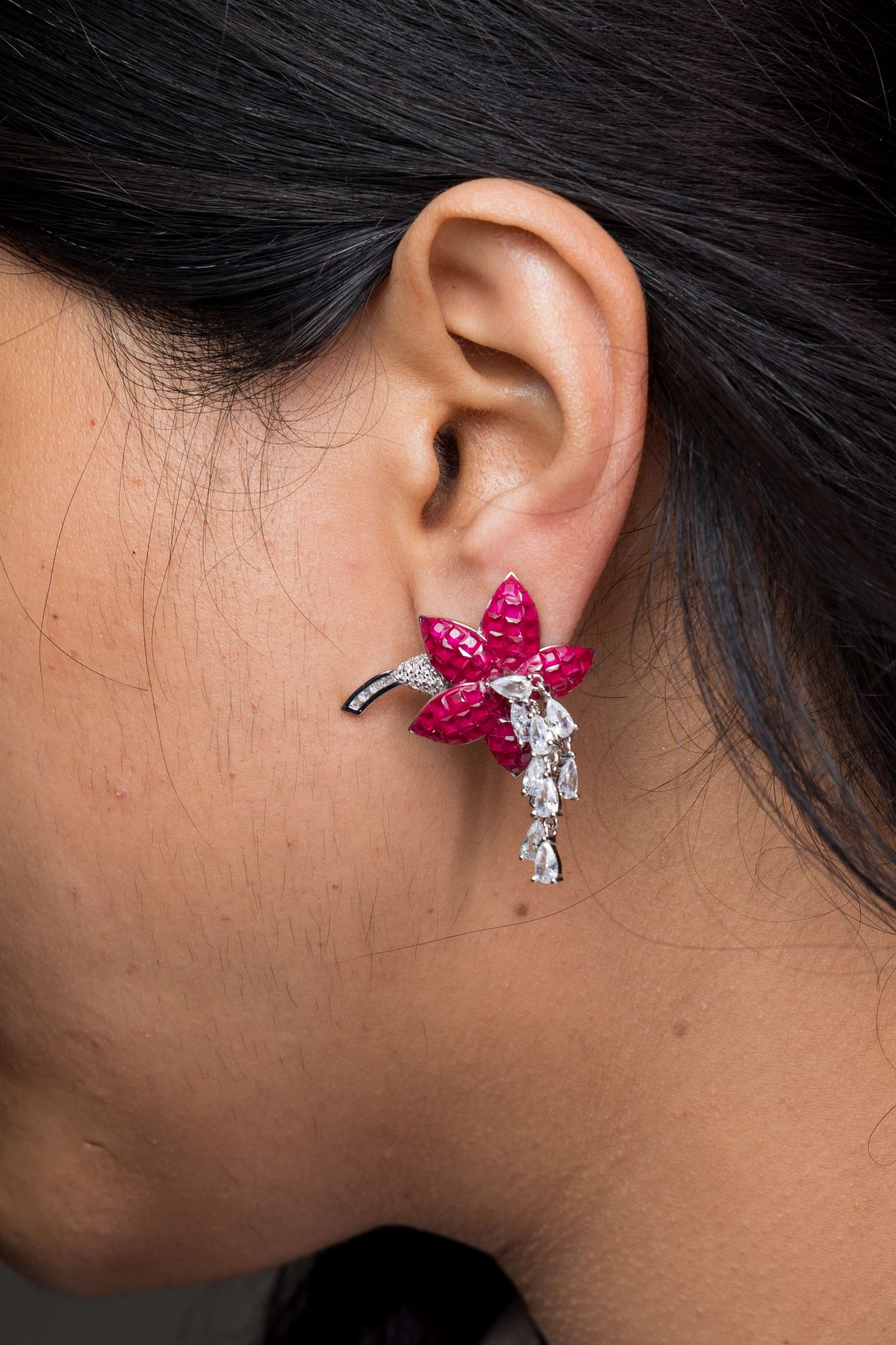 SCARLET FLOWER EARINGS-0
